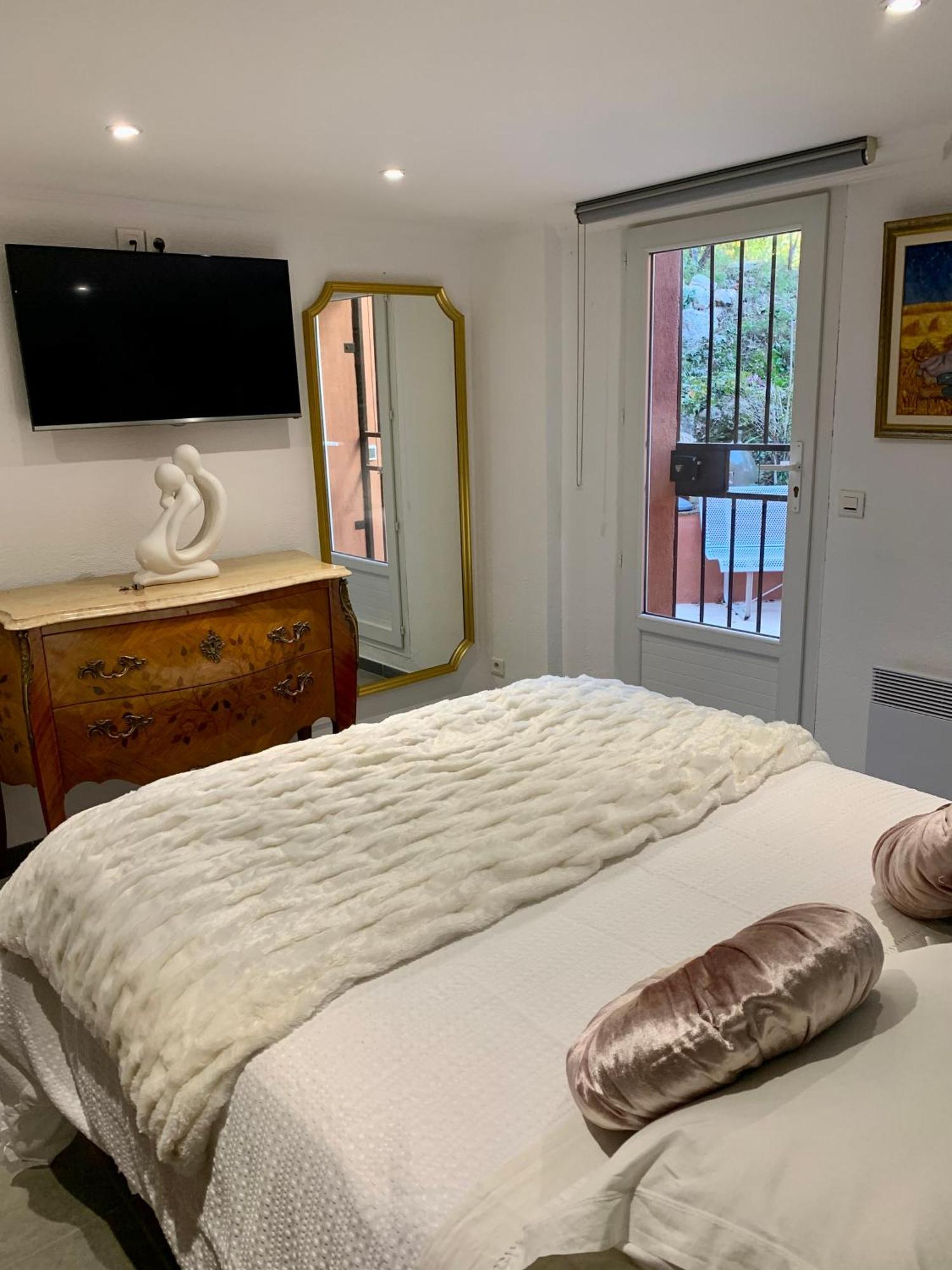 Solliès-Toucas Appartement De Caractere Le Camelia, 56M², Dans Propriete Au Calme Avec Piscine By Le Mas De Louise Et Sacha מראה חיצוני תמונה